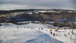 Horní část sjezdovky skiareálu Hlubočky