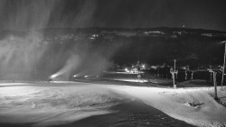 Horní část sjezdovky skiareálu Hlubočky