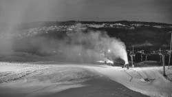 Horní část sjezdovky skiareálu Hlubočky