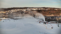 Horní část sjezdovky skiareálu Hlubočky