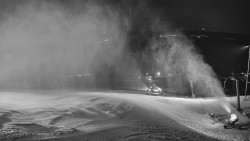 Horní část sjezdovky skiareálu Hlubočky