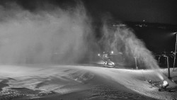 Horní část sjezdovky skiareálu Hlubočky