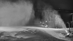 Horní část sjezdovky skiareálu Hlubočky