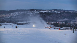 Horní část sjezdovky skiareálu Hlubočky