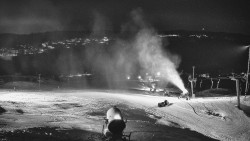 Horní část sjezdovky skiareálu Hlubočky