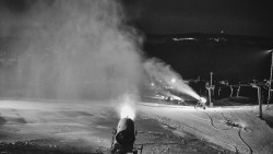 Horní část sjezdovky skiareálu Hlubočky