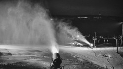 Horní část sjezdovky skiareálu Hlubočky