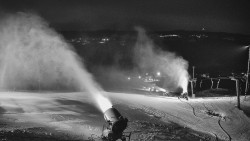 Horní část sjezdovky skiareálu Hlubočky