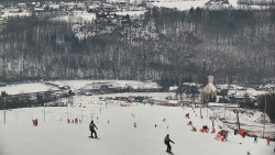 Horní část sjezdovky skiareálu Hlubočky