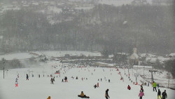 Horní část sjezdovky skiareálu Hlubočky