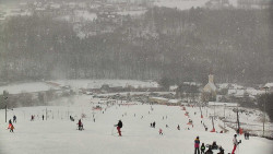 Horní část sjezdovky skiareálu Hlubočky