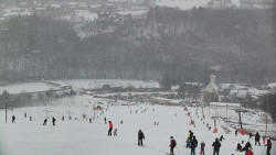 Horní část sjezdovky skiareálu Hlubočky