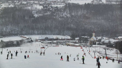 Horní část sjezdovky skiareálu Hlubočky
