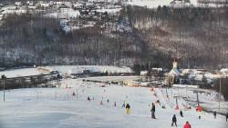 Horní část sjezdovky skiareálu Hlubočky