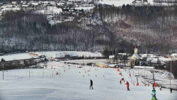 Horní část sjezdovky skiareálu Hlubočky