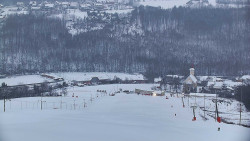 Horní část sjezdovky skiareálu Hlubočky