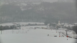 Horní část sjezdovky skiareálu Hlubočky