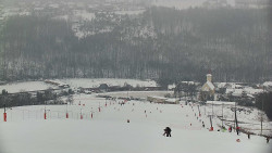 Horní část sjezdovky skiareálu Hlubočky