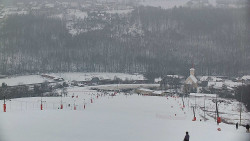 Horní část sjezdovky skiareálu Hlubočky