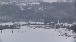 Horní část sjezdovky skiareálu Hlubočky