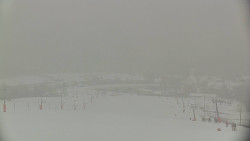 Horní část sjezdovky skiareálu Hlubočky