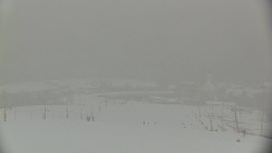 Horní část sjezdovky skiareálu Hlubočky