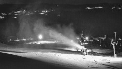 Horní část sjezdovky skiareálu Hlubočky