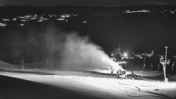 Horní část sjezdovky skiareálu Hlubočky