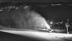 Horní část sjezdovky skiareálu Hlubočky