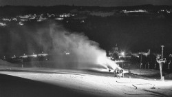 Horní část sjezdovky skiareálu Hlubočky