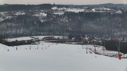 Horní část sjezdovky skiareálu Hlubočky
