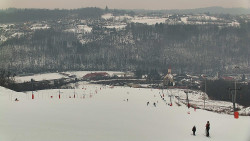 Horní část sjezdovky skiareálu Hlubočky