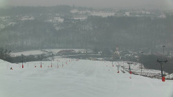 Horní část sjezdovky skiareálu Hlubočky