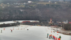 Horní část sjezdovky skiareálu Hlubočky