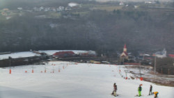 Horní část sjezdovky skiareálu Hlubočky