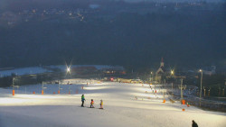 Horní část sjezdovky skiareálu Hlubočky