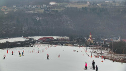 Horní část sjezdovky skiareálu Hlubočky