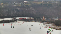 Horní část sjezdovky skiareálu Hlubočky