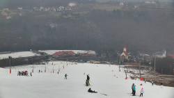 Horní část sjezdovky skiareálu Hlubočky