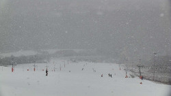 Horní část sjezdovky skiareálu Hlubočky