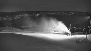 Skiareál Hlubočky - Horní část sjezdovky skiareálu Hlubočky - 1.2.2026 v 01:25 Skiareál Hlubočky - Horní část sjezdovky skiareálu Hlubočky - 1.2.2026 v 01:25