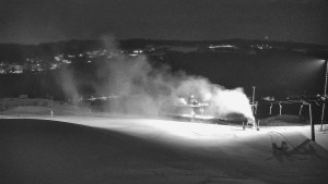 Skiareál Hlubočky - Horní část sjezdovky skiareálu Hlubočky - 1.2.2026 v 04:40 Skiareál Hlubočky - Horní část sjezdovky skiareálu Hlubočky - 1.2.2026 v 04:40