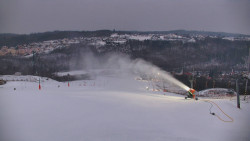 Horní část sjezdovky skiareálu Hlubočky