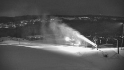 Horní část sjezdovky skiareálu Hlubočky