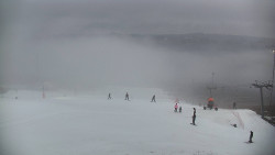 Horní část sjezdovky skiareálu Hlubočky