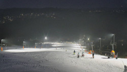 Horní část sjezdovky skiareálu Hlubočky