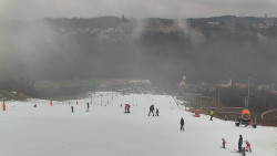 Horní část sjezdovky skiareálu Hlubočky