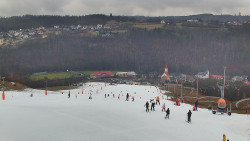 Horní část sjezdovky skiareálu Hlubočky