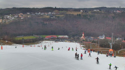 Horní část sjezdovky skiareálu Hlubočky