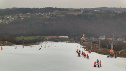 Horní část sjezdovky skiareálu Hlubočky